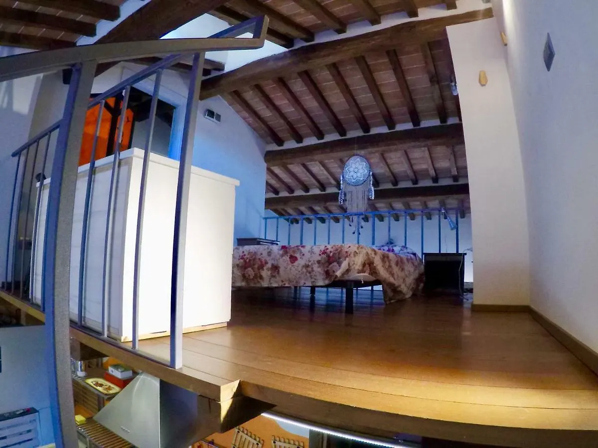 Appartamento Bright Loft In Siena